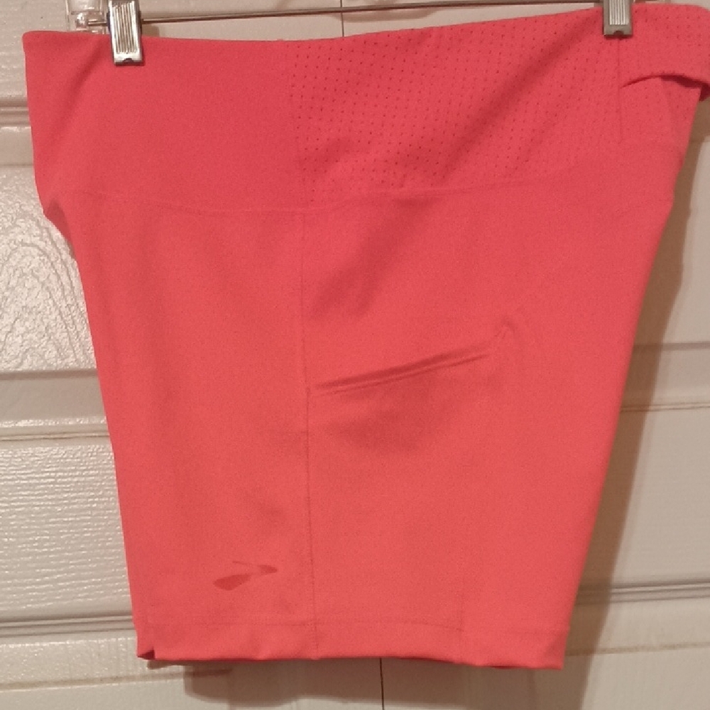 Brooks Womens Coral Pink Running Shorts XL NWOT Pull On Stretch Knit 3 Pockets - Picture 7 of 8